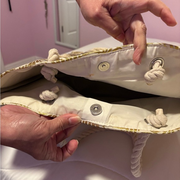 Tropical Leaf Print Tote Bag - Gold and Cream - Picture 3 of 3